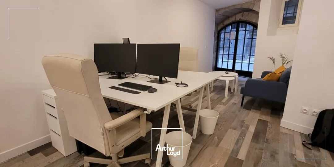 Locaux commerciaux - Location - CHAMBÉRY - 73000 - 53-53 - 7640023