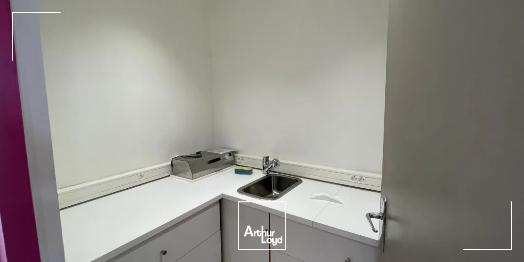 Locaux commerciaux - Vente - REZE - 44400 - 39-39 - 7640075