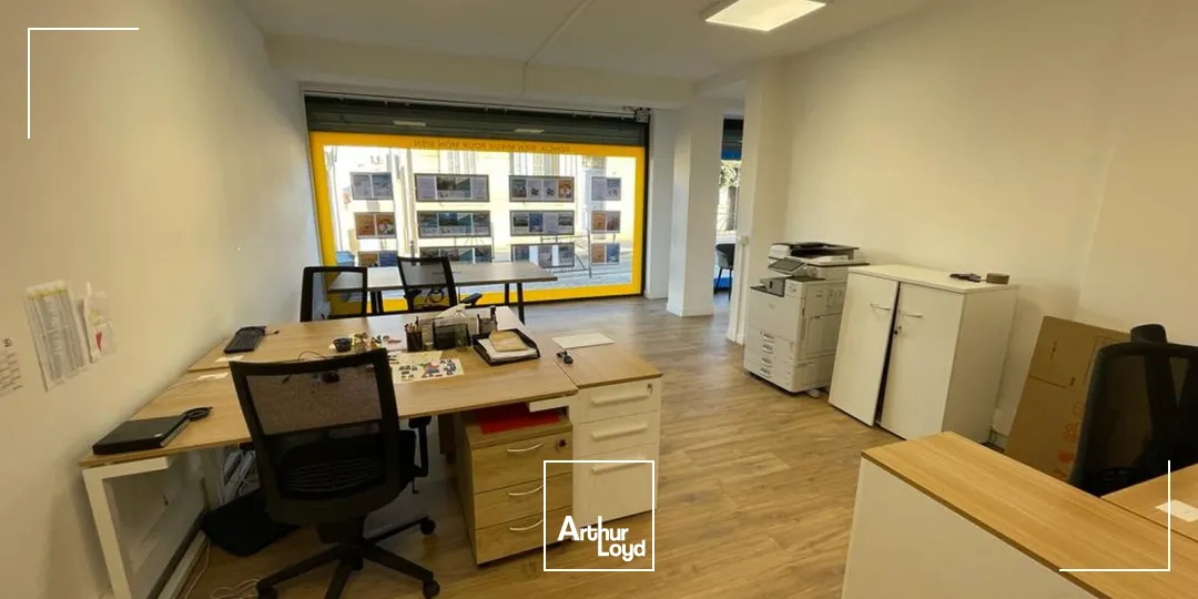 Locaux commerciaux - Location - CASSIS - 13260 - 77.09-77.09 - 7640298