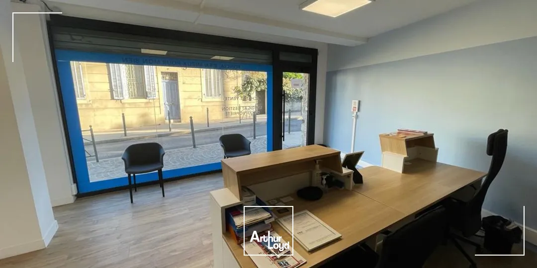 Locaux commerciaux - Location - CASSIS - 13260 - 77.09-77.09 - 7640297