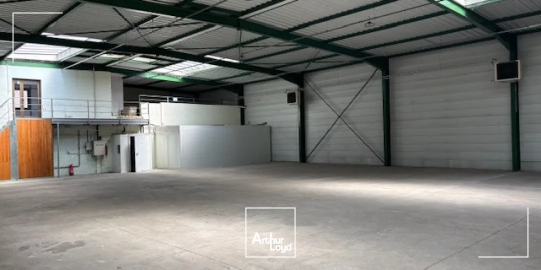 Locaux d'activité & Entrepôts - Vente - Audincourt - 25400 - 880-880 - 7640391