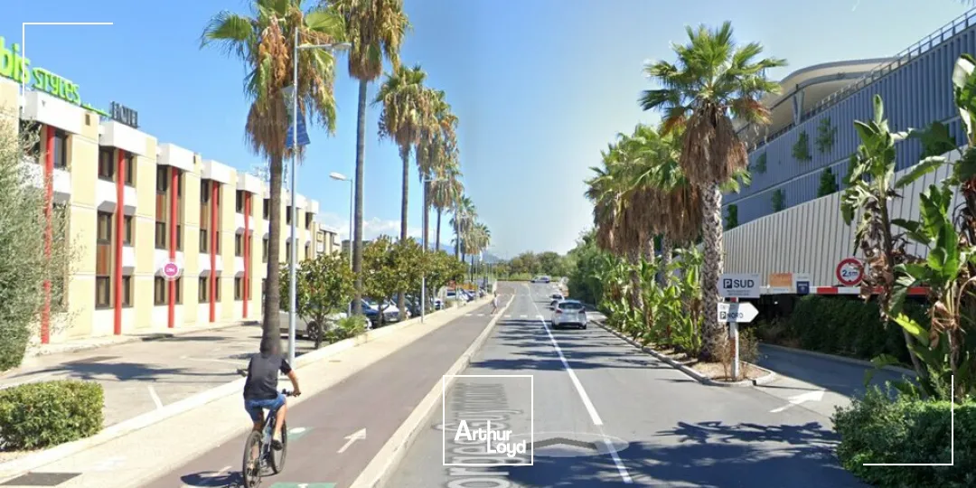 Locaux commerciaux - Location - SAINT LAURENT DU VAR - 06700 - 85-85 - 7640494