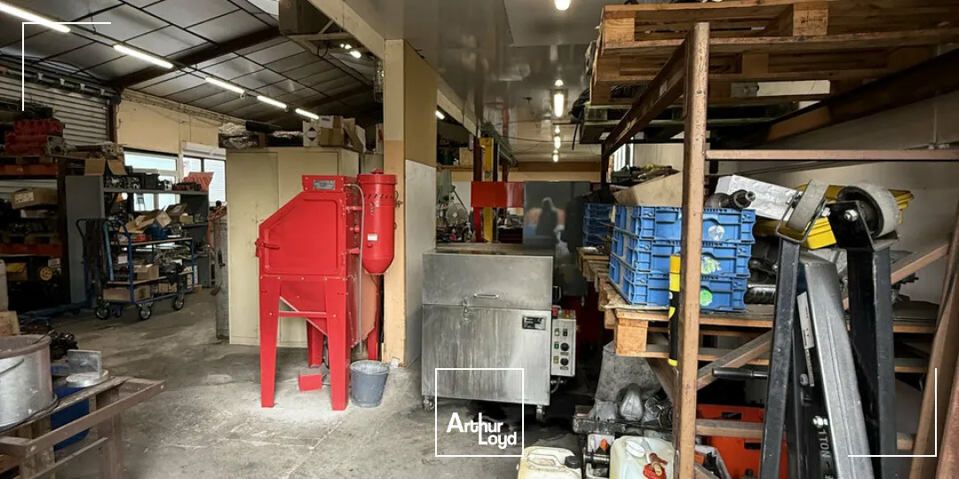 Locaux d'activité & Entrepôts - Location - MALEMORT - 19360 - 215-215 - 7640581