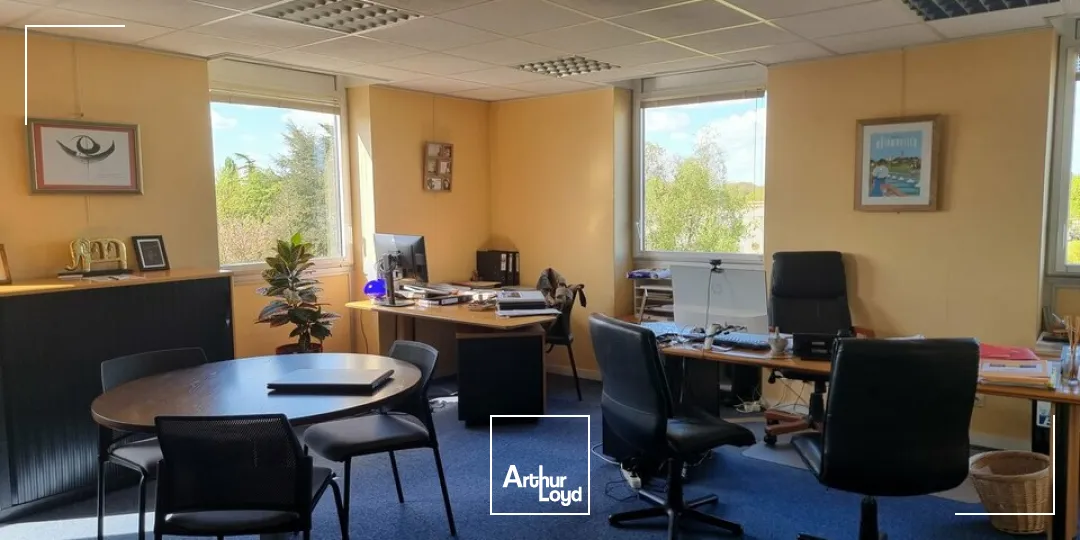 Bureaux - Vente - MOUILLERON-LE-CAPTIF - 85000 - 960-960 - 7640646
