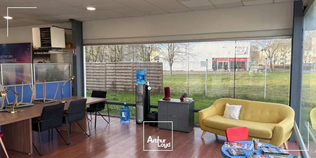 Locaux commerciaux - Location - PITHIVIERS - 45300 - 331-331 - 7640904