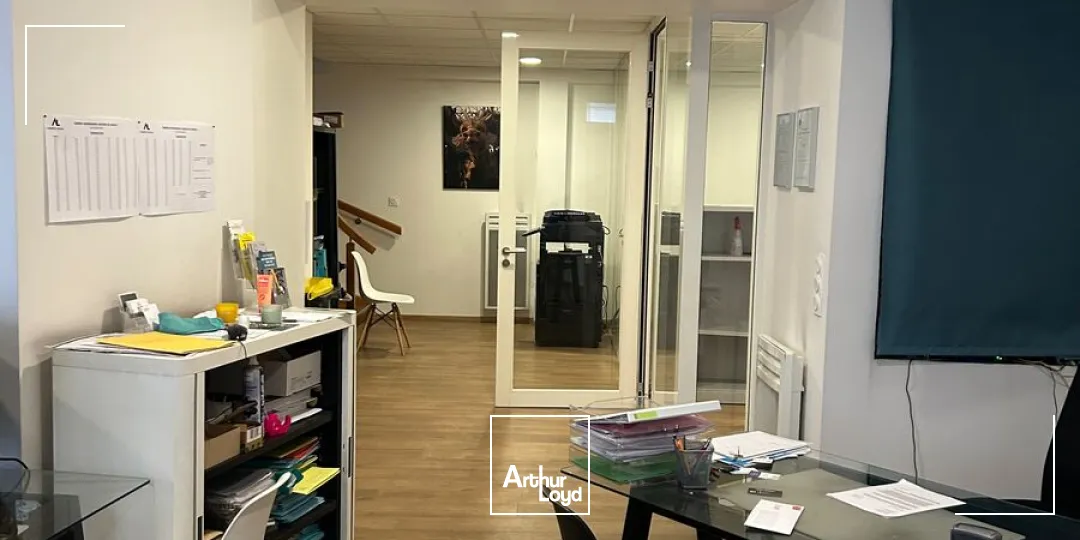 Locaux commerciaux - Location - NANTES - 44000 - 110-110 - 7641022