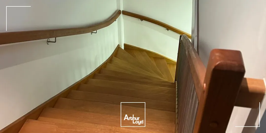 Locaux commerciaux - Location - NANTES - 44000 - 110-110 - 7641028