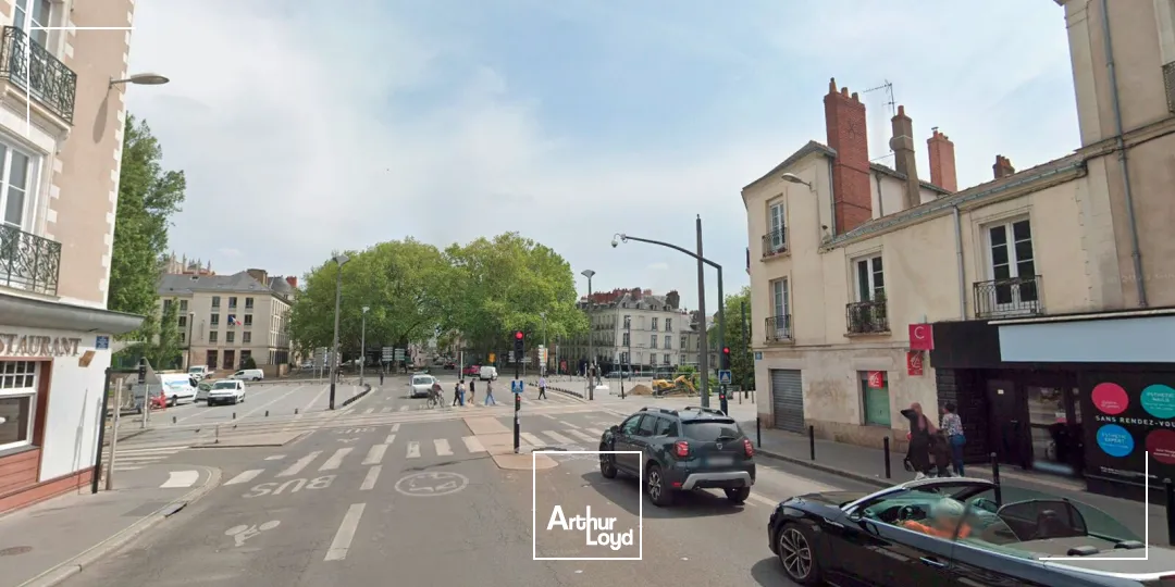 Locaux commerciaux - Location - NANTES - 44000 - 110-110 - 7641021