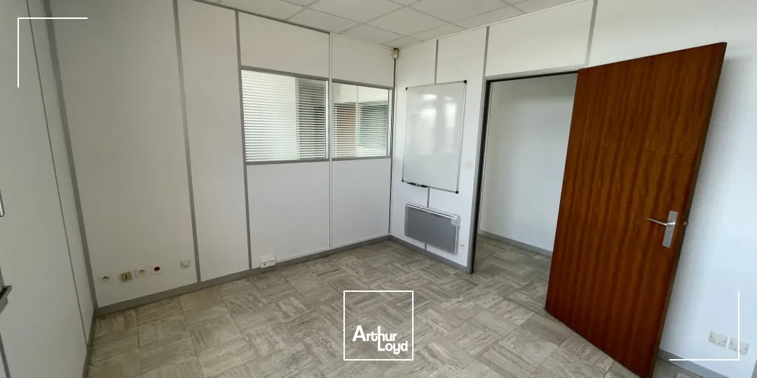 Locaux d'activité & Entrepôts - Vente - NANTES - 44300 - 445-445 - 7641030