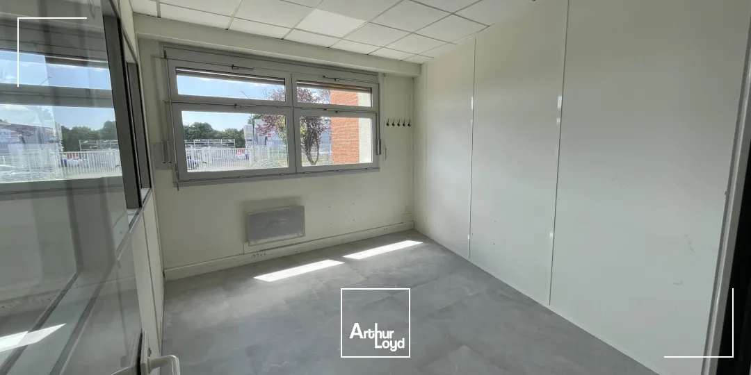 Locaux d'activité & Entrepôts - Vente - NANTES - 44300 - 445-445 - 7641033