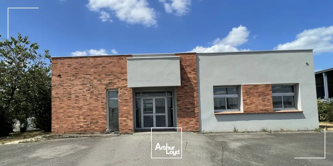 Locaux d'activité & Entrepôts - Vente - NANTES - 44300 - 445-445 - 7641029