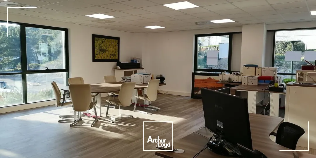 Bureaux - Location - LA CIOTAT - 13600 - 96-192 - 7641238