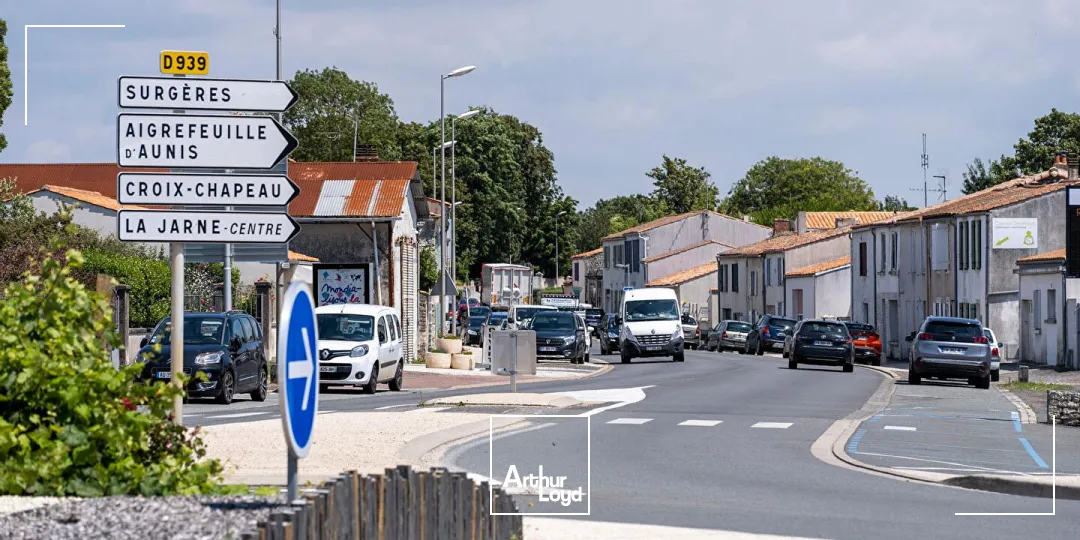 Locaux commerciaux - Location - LA JARNE - 17220 - 109-109 - 7641438