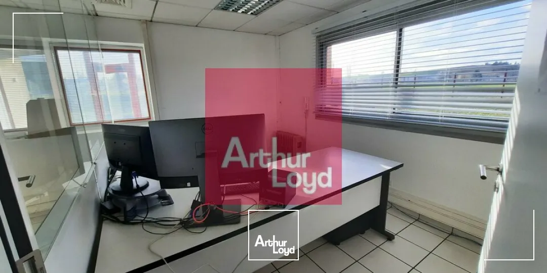 Locaux d'activité & Entrepôts - Vente - PONT-DU-CHÂTEAU - 63430 - 2500-2500 - 7641530