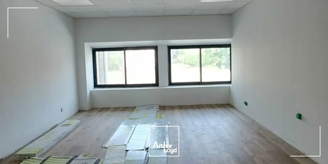 Locaux commerciaux - Location - BRIVE-LA-GAILLARDE - 19100 - 80-80 - 7641555