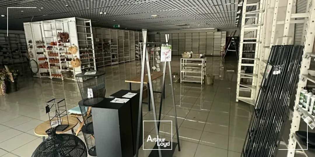 Locaux commerciaux - Location - TULLE - 19000 - 636.4-636.4 - 7644091