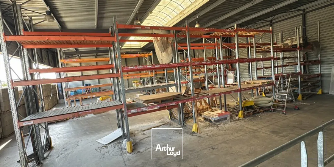 Locaux d'activité & Entrepôts - Location - YZEURES-SUR-CREUSE - 37290 - 1052-1052 - 7644228