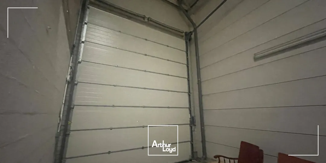 Locaux commerciaux - Location - CHAMBLY - 60230 - 890-890 - 7645573