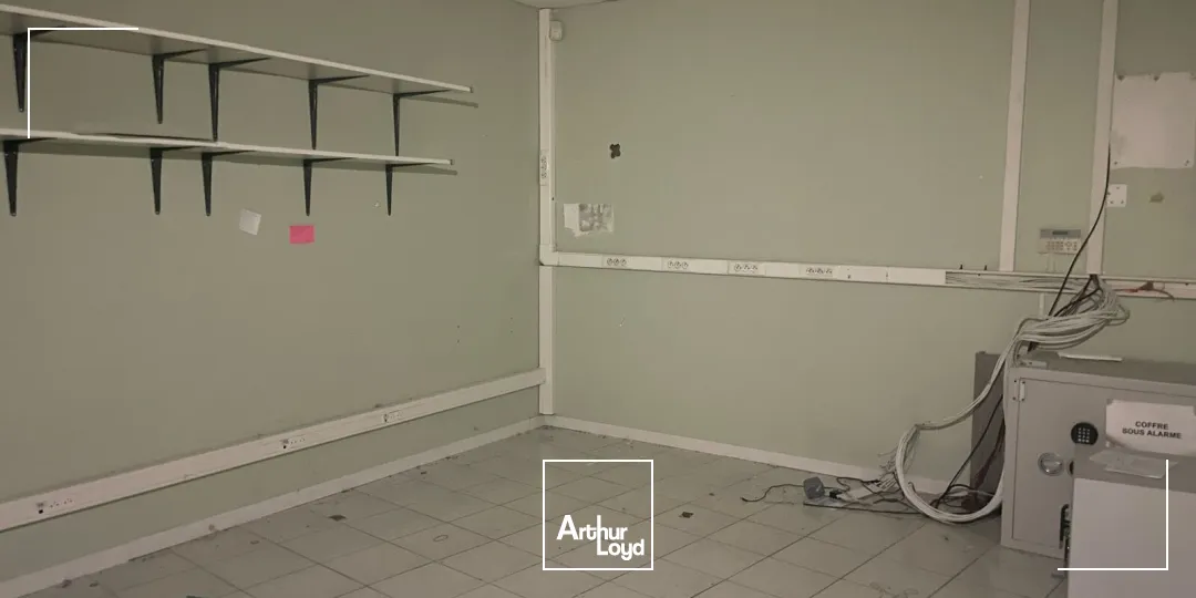 Locaux commerciaux - Location - CHAMBLY - 60230 - 890-890 - 7645574