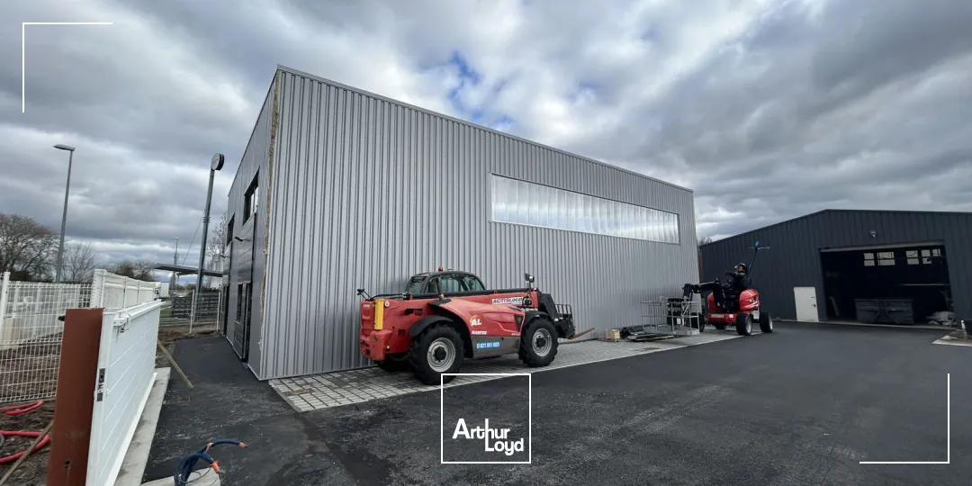 Locaux d'activité & Entrepôts - Location - SAINTE LUCE SUR LOIRE - 44980 - 393-393 - 7645628