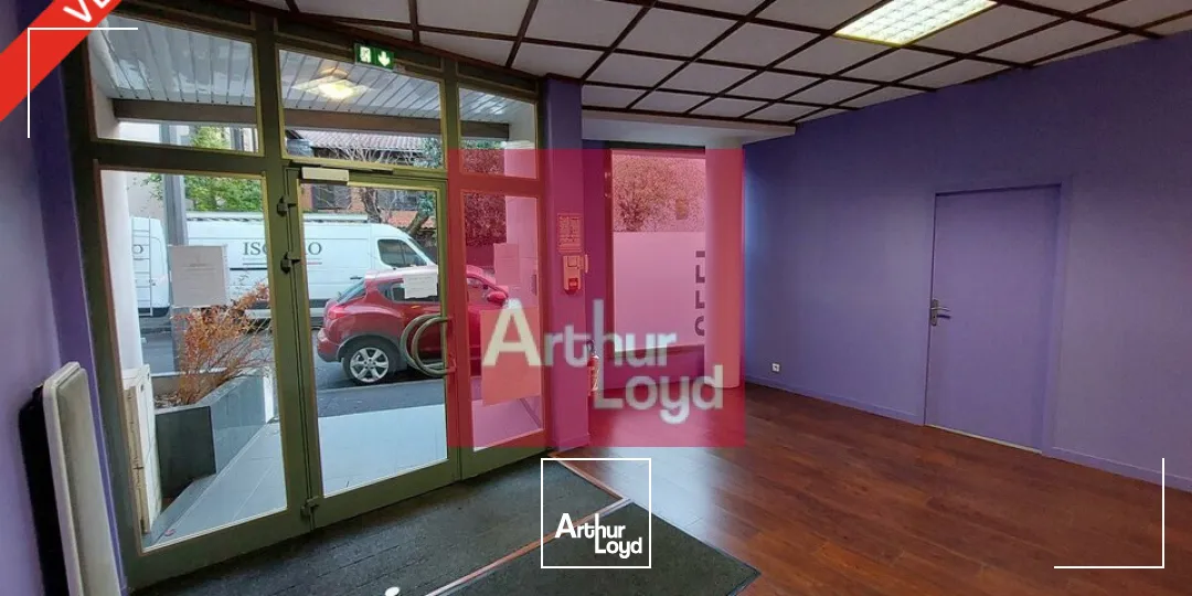 Locaux commerciaux - Vente - CLERMONT FERRAND - 63000 - 102-102 - 7646825