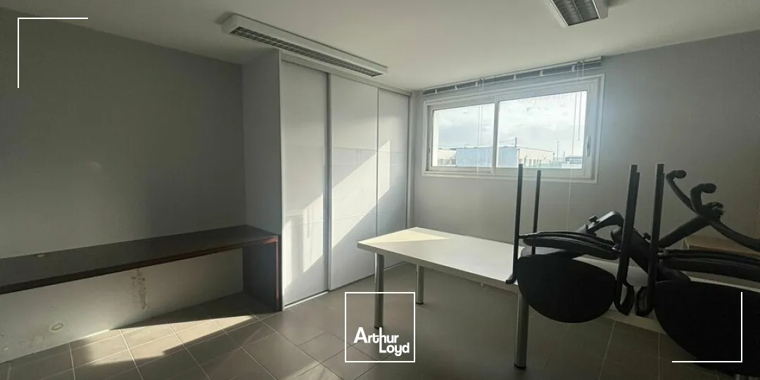 Locaux d'activité & Entrepôts - Location - OLONNE SUR MER - 85340 - 260-260 - 7646895