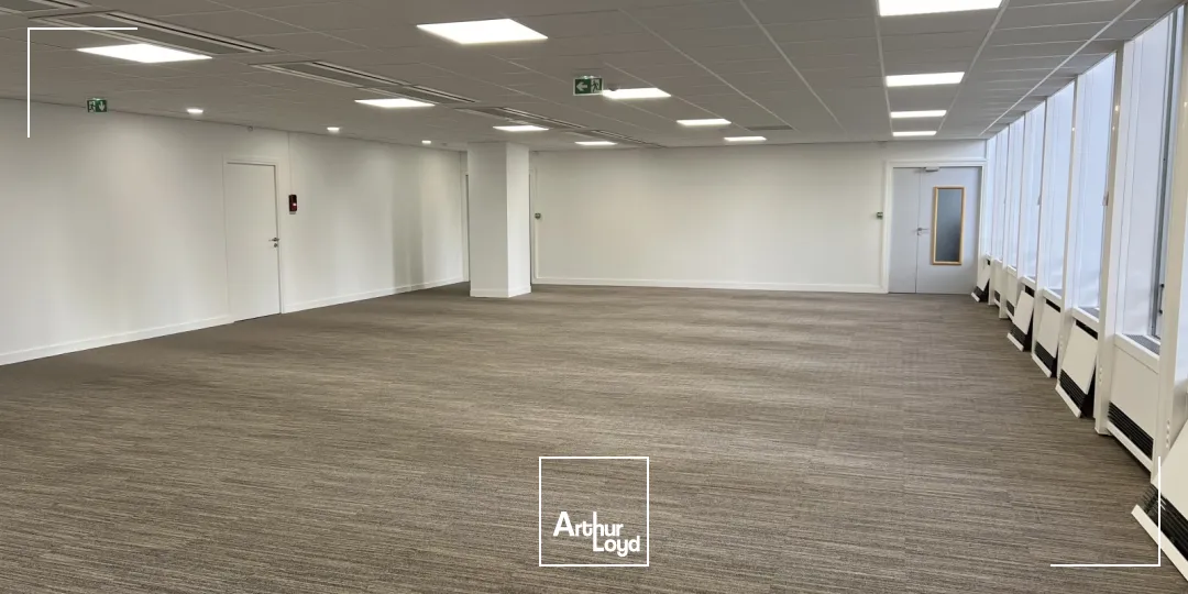 Bureaux - Location - PUTEAUX LA DEFENSE - 92800 - 344-852 - 7647260