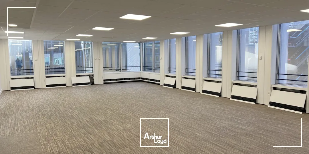 Bureaux - Location - PUTEAUX LA DEFENSE - 92800 - 344-852 - 7647261