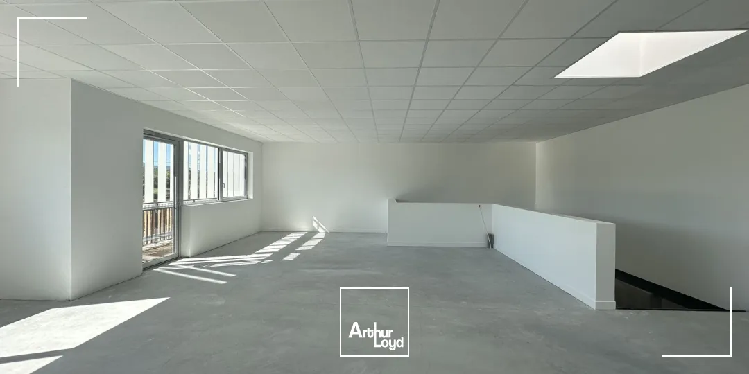 Locaux d'activité & Entrepôts - Location - ROUSSET - 13790 - 384-384 - 7649914