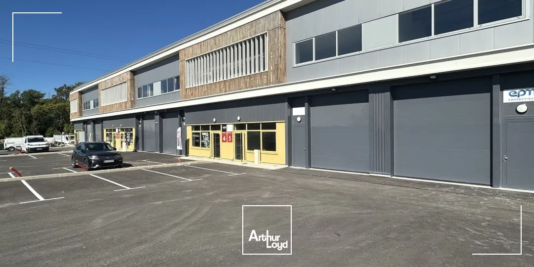 Locaux d'activité & Entrepôts - Location - ROUSSET - 13790 - 384-384 - 7649916