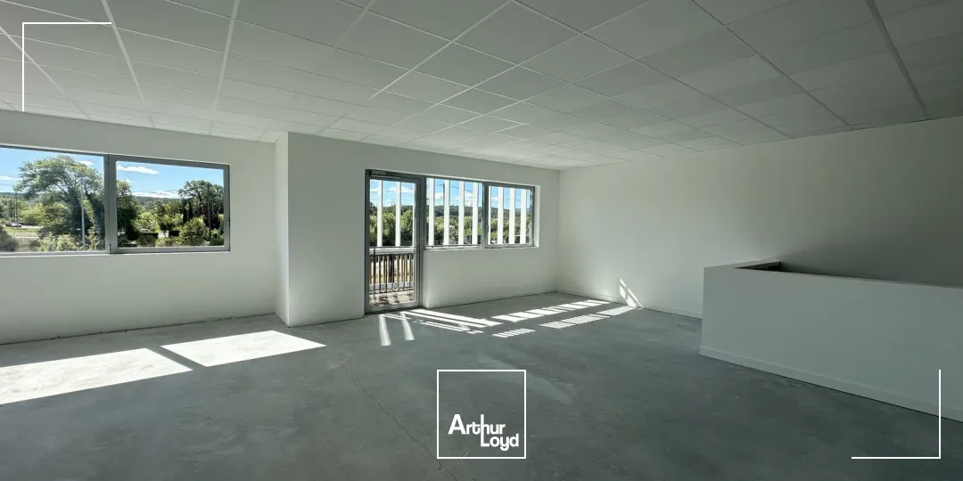 Locaux d'activité & Entrepôts - Location - ROUSSET - 13790 - 384-384 - 7649915