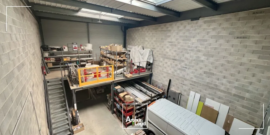 Locaux d'activité & Entrepôts - Location - SAINT VICTORET - 13730 - 198-198 - 7649929