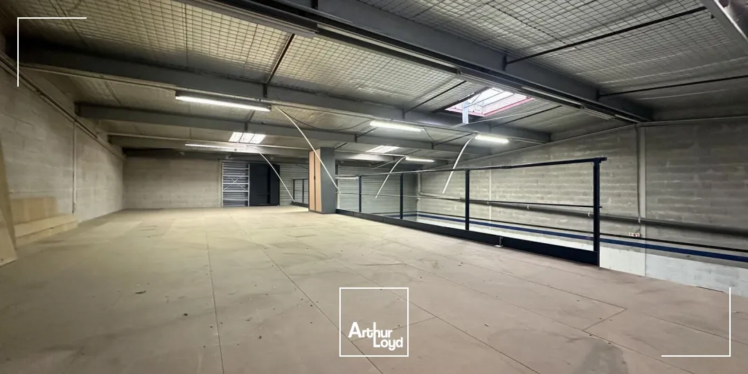 Locaux d'activité & Entrepôts - Location - VITROLLES - 13127 - 390-390 - 7650044