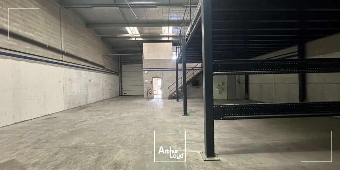 Locaux d'activité & Entrepôts - Location - VITROLLES - 13127 - 390-390 - 7650045