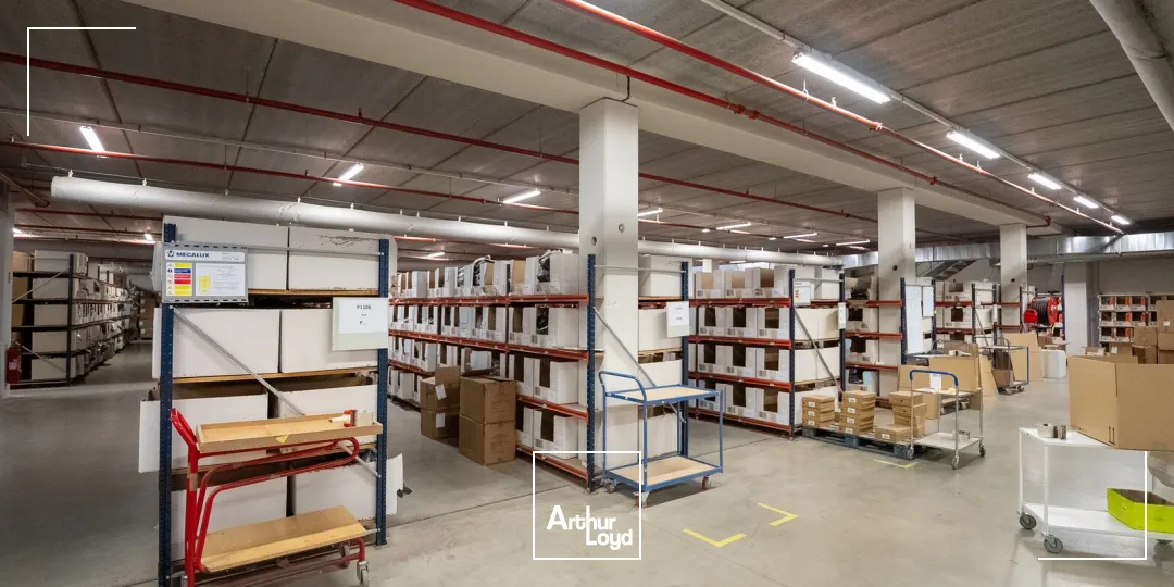 Locaux d'activité & Entrepôts - Vente - AIX EN PROVENCE - 13290 - 7461.7-7461.7 - 7650055