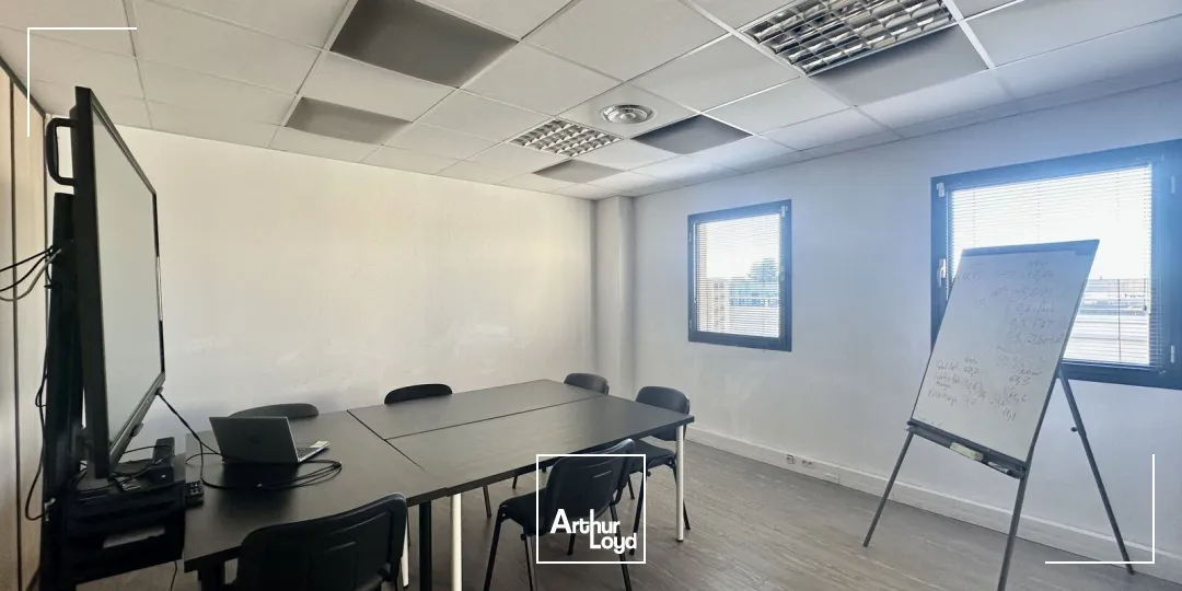 Locaux d'activité & Entrepôts - Location - AIX EN PROVENCE - 13290 - 260-260 - 7650073