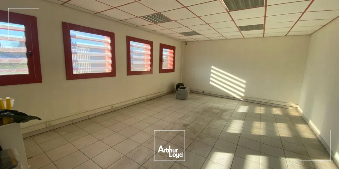 Locaux d'activité & Entrepôts - Location - LANCON PROVENCE - 13680 - 580-580 - 7650324