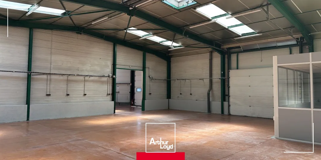 Locaux d'activité & Entrepôts - Location - ARNAS - 69400 - 550-550 - 7651162