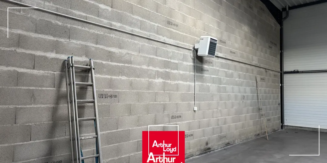 Locaux d'activité & Entrepôts - Location - VINDRY SUR TURDINE - 69490 - 218-218 - 7651169