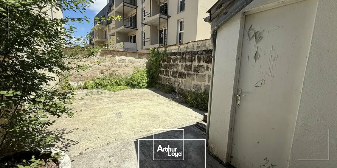 Bureaux - Location - BRIVE-LA-GAILLARDE - 19100 - 82-82 - 7652029