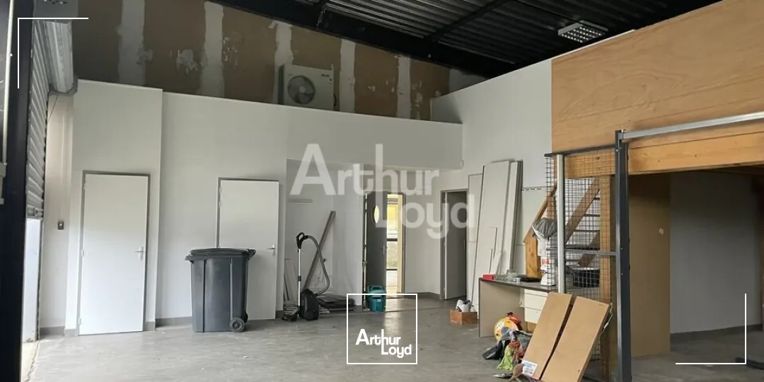 Locaux d'activité & Entrepôts - Location - SAINTE GEMMES SUR LOIRE - 49130 - 245-245 - 7652073