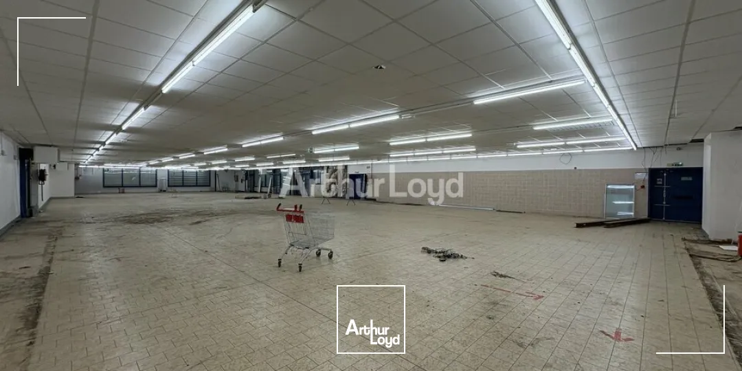 Locaux commerciaux - Location - SAINT-MEMMIE - 51470 - 1000-1000 - 7652083