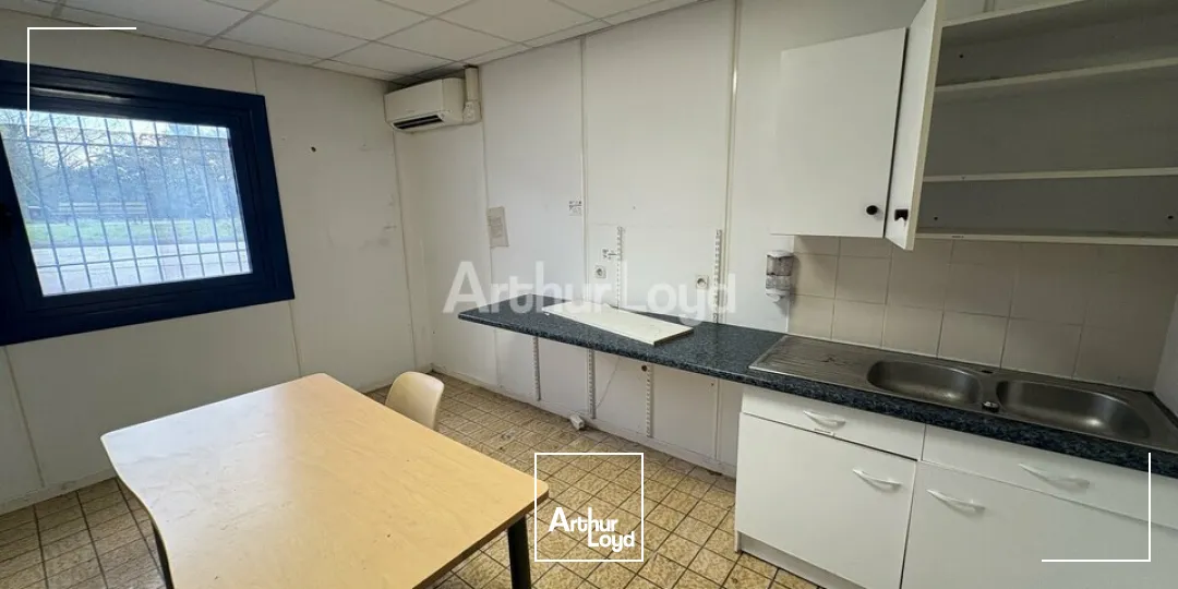 Locaux commerciaux - Location - SAINT-MEMMIE - 51470 - 1000-1000 - 7652086