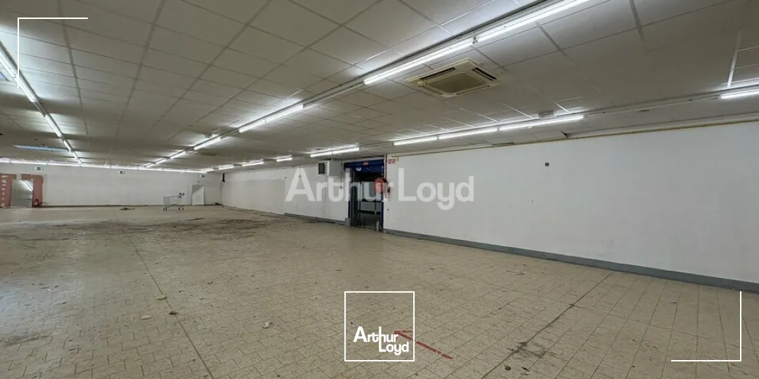 Locaux commerciaux - Location - SAINT-MEMMIE - 51470 - 1000-1000 - 7652088