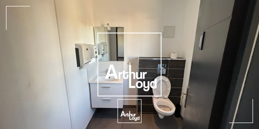 Locaux d'activité & Entrepôts - Location - NIMES - 30900 - 596-596 - 7652279