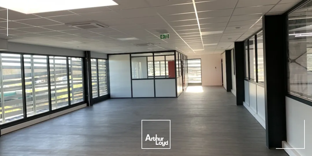Locaux d'activité & Entrepôts - Location - CERTINES - 01240 - 522-522 - 7652293