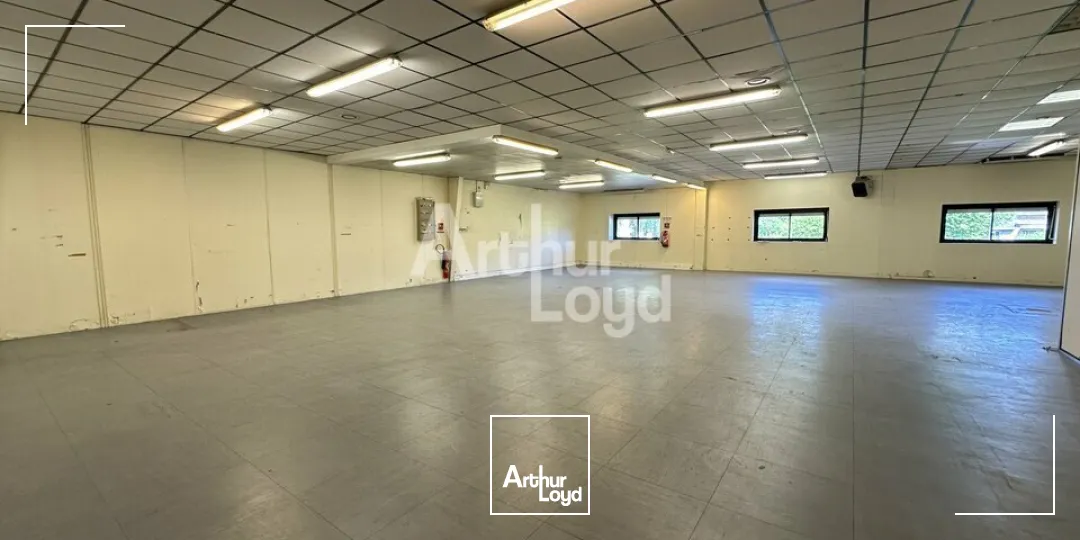 Locaux d'activité & Entrepôts - Vente - BETTON - 35830 - 975-975 - 7652807