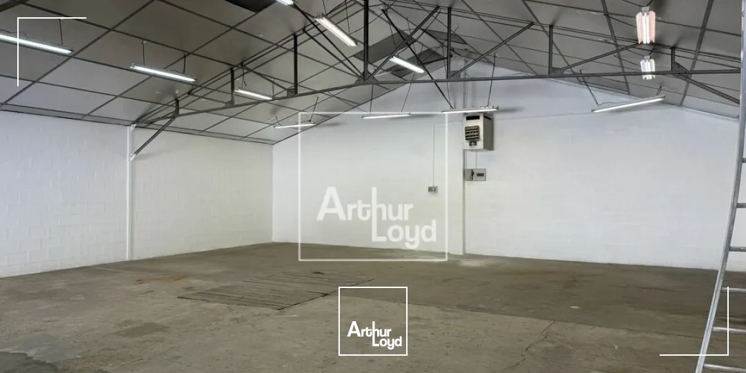 Locaux d'activité & Entrepôts - Location - LA ROCHETTE - 77000 - 502-502 - 7652825