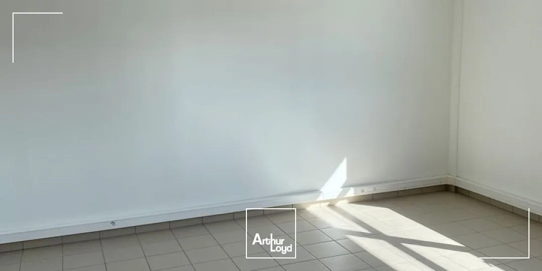 Locaux d'activité & Entrepôts - Location - CHAMBLY - 60230 - 246-246 - 7652926