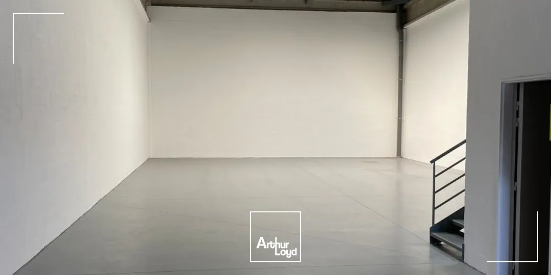 Locaux d'activité & Entrepôts - Location - CHAMBLY - 60230 - 246-246 - 7652927